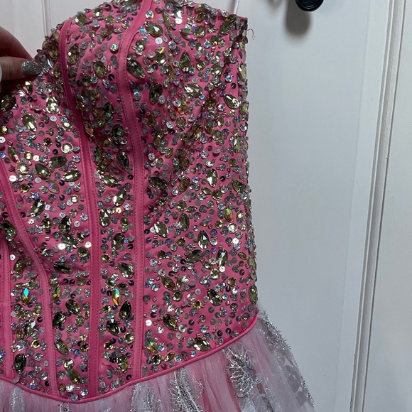 Pink ballgown prom dress size 8 - Picture 3 of 7